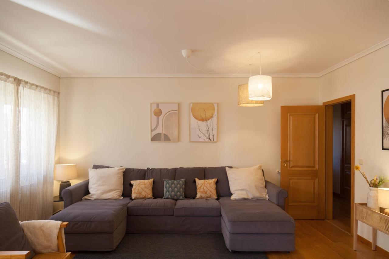Flh Cascais Wooden Spacious Apartment Luaran gambar