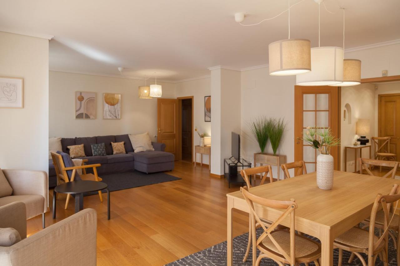 Flh Cascais Wooden Spacious Apartment Luaran gambar