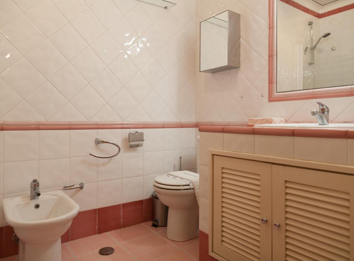 Flh Cascais Wooden Spacious Apartment Luaran gambar