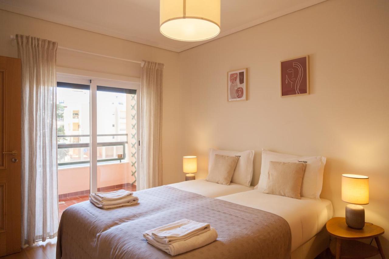 Flh Cascais Wooden Spacious Apartment Luaran gambar
